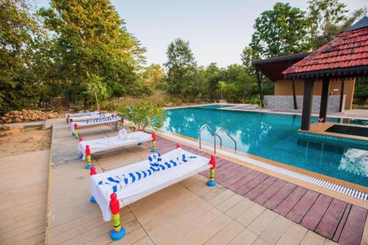 Vannraj Resort And Spa Khawasa Экстерьер фото
